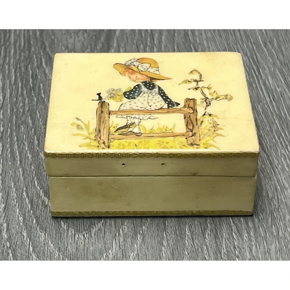 Vintage Style Decorative Trinket Box Hinged Lid Country Girl‎ Holly Hobbie